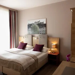 Max70 3*, Salzburgo Austria