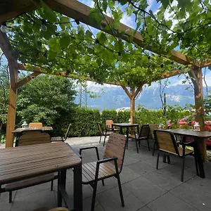 https://hostel-marmota.ischgl-hotels.net