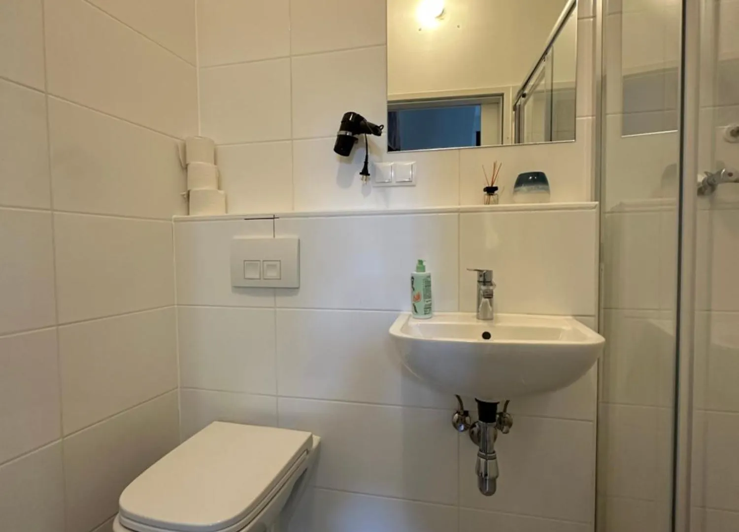 Housingplus Vienna Bed & Breakfast