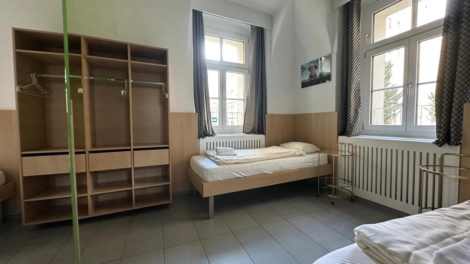 Housingplus Vienna 2*,  Austria