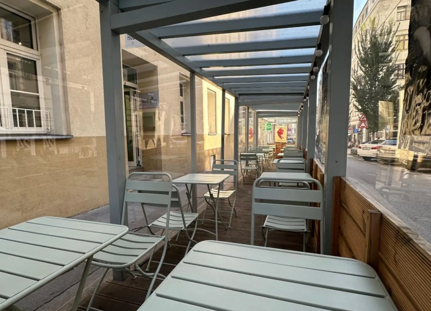 Housingplus Vienna Bed & Breakfast