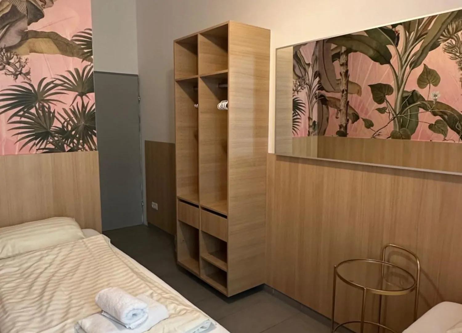 Housingplus Vienna 2*,